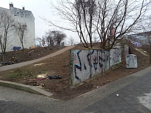 Hinterlandmauer Behmstraße
